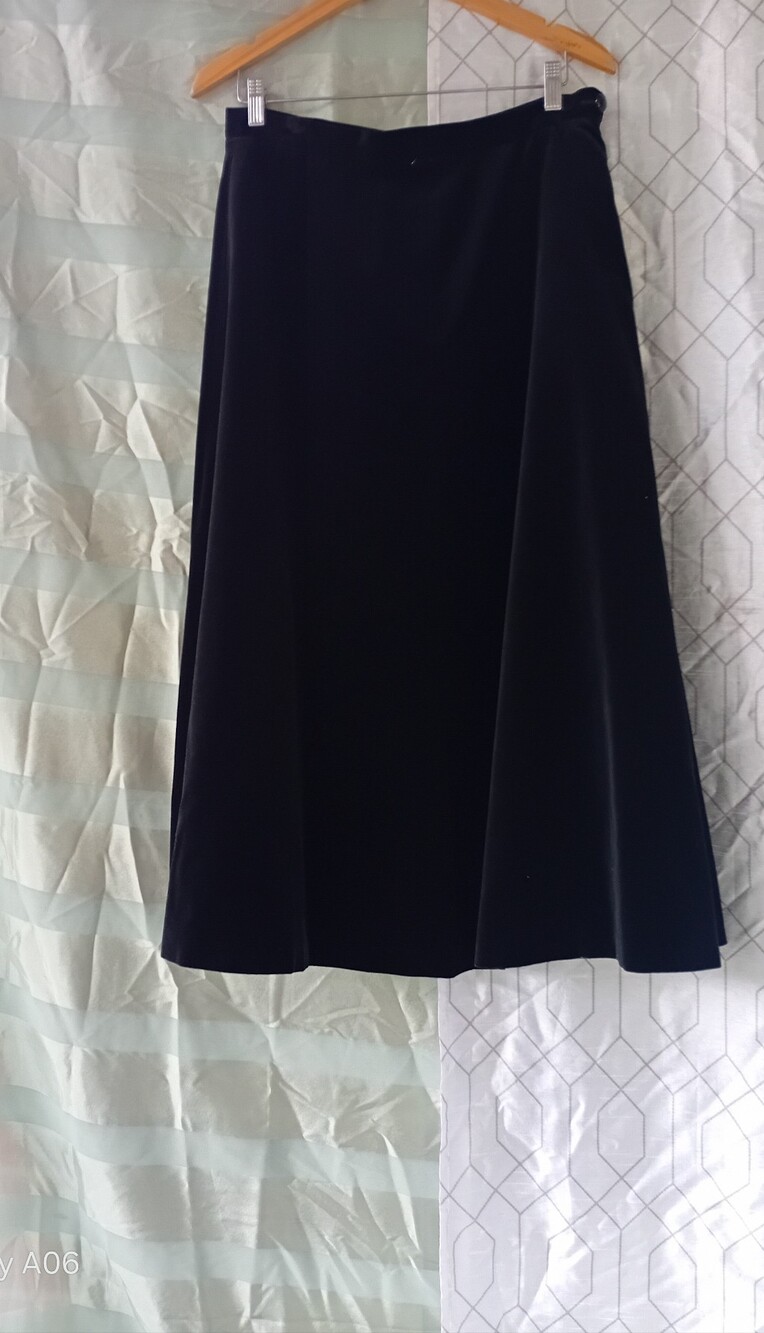 NEW us16 Black Sheen Velvet Maxi skirt satin lining,zip waist flat 15" 35"Length